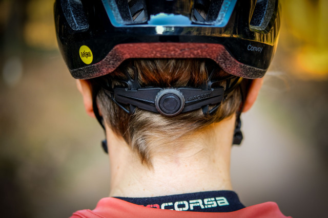 Smith Convoy MIPS helmet-5.jpg