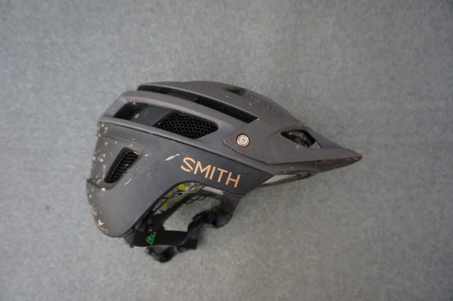 Smith Forefront 2 visor down.JPG