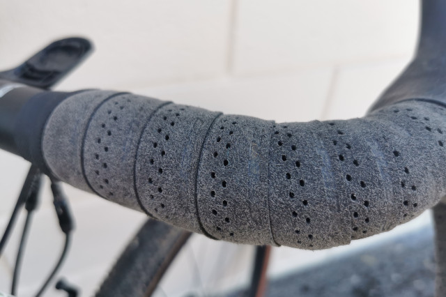 Spank_Flare_Bartape_close.jpg