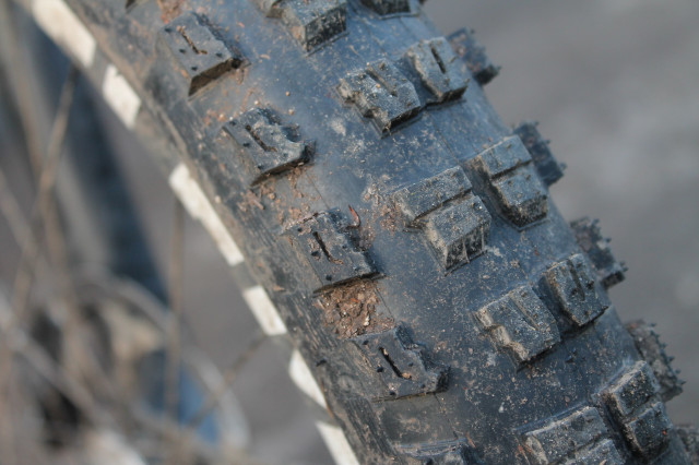 Specialized Butcher 2.8 Tyre-5.jpg