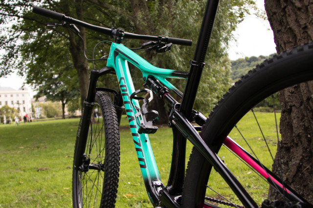 Specialized Epic Carbon Comp Detail-11.jpg