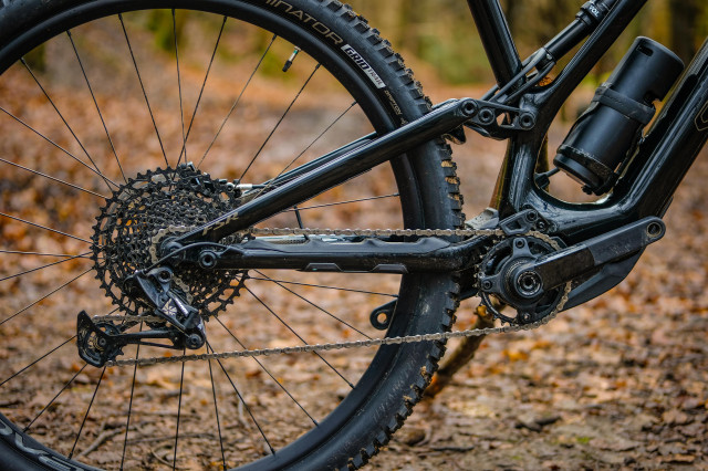 Specialized Levo SL Carbon Comp Drivetrain-19.jpg