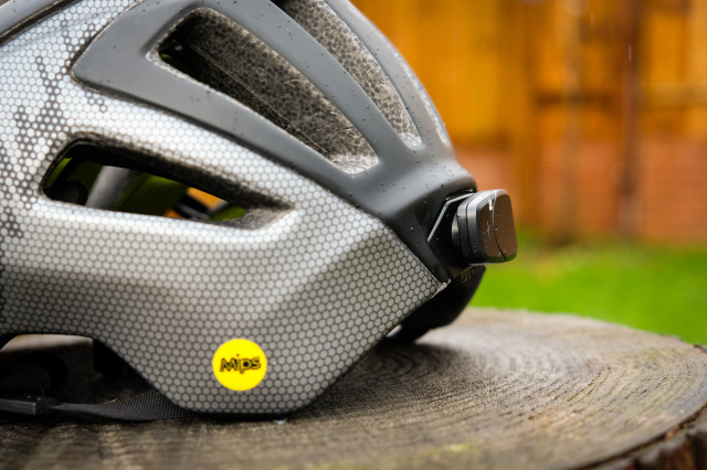 Specialized MIPS ANGi Helmets Ambush-23.jpg