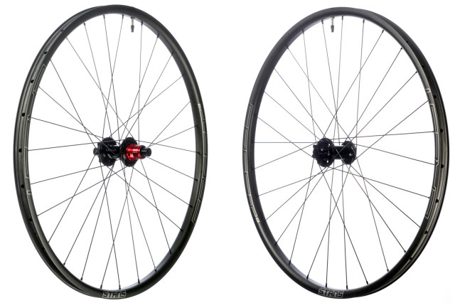 Stans carbon Crest CB7 wheels .jpg