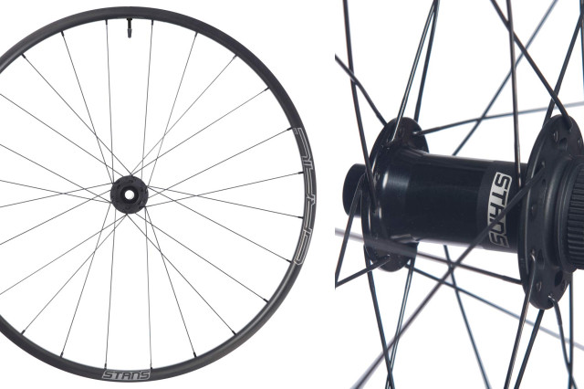 Stans-Grail-CB7_tubeless-carbon-gravel-bike-road-bike-CX-cyclocross-rim-wheels_Pro-wheelset.jpg