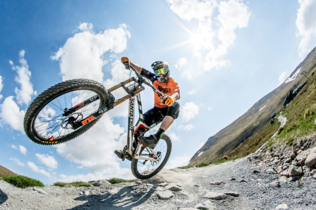 Steve_peat_CREDIT BRODIE HOOD.jpg