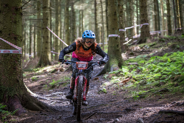 tweedlove women ride