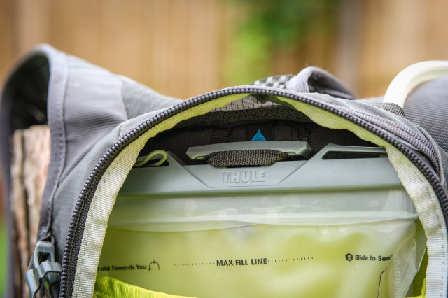 Thule Vital 8L hydration pack-6.jpg