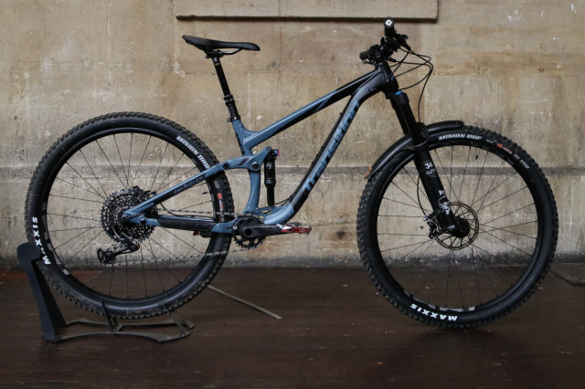 Transition Smuggler 2018-1 Whole Bike.jpg