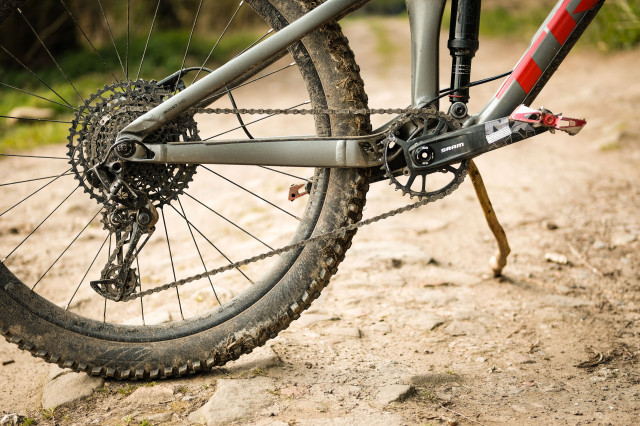 Trek Remedy 7 Detail Drive train 4.jpg