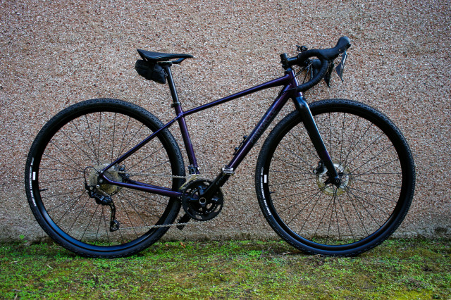 Vel 23 GRL Alloy Gravel Disc wheelset-on bike.jpg