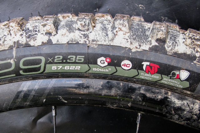 Vittoria-Goma-Mota-G-tyre-102.jpg