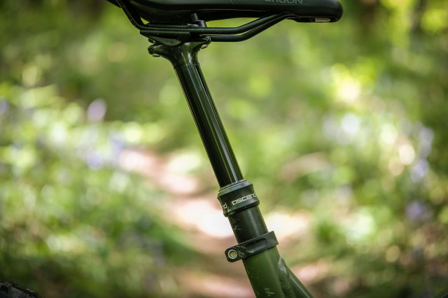 Vitus Mythique 29 VRS Dropper post-17.jpg