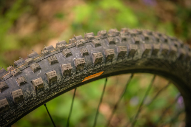 Vitus Mythique 29 VRS Front Tyre-15.jpg
