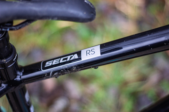 Whyte Secta RS Hardtail top tube logo.jpg