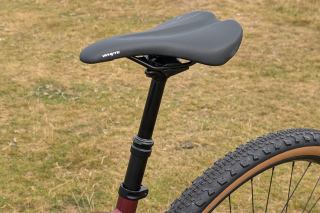 Whyte Verro Seatpost.jpg