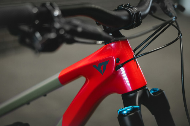 YT Capra Uncaged 10
