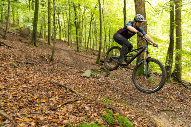 YT Industries Jeffsy riding 5.jpg