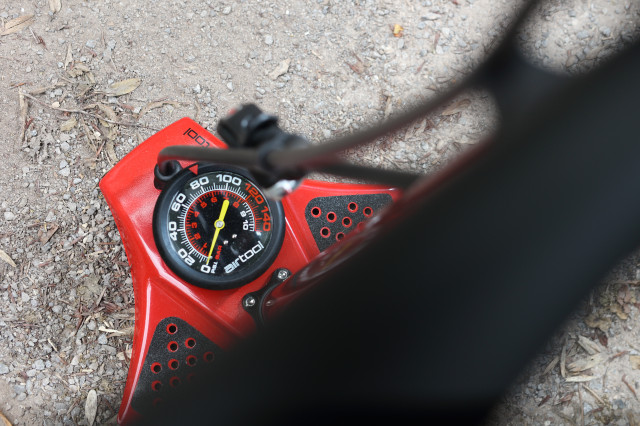 Specialized Air Tool Comp Gauge