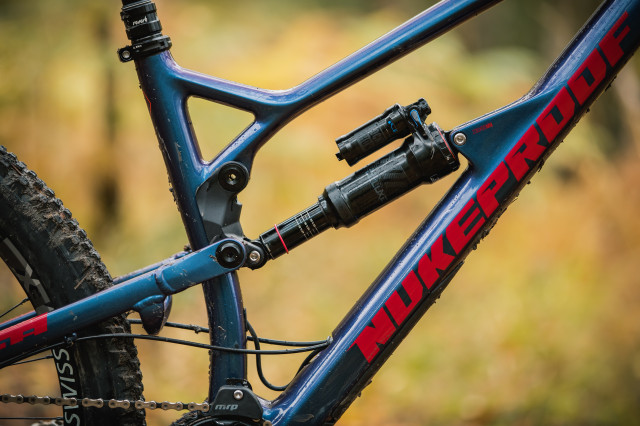 Nukeproof Mega 275 Carbon RS Detail Shock