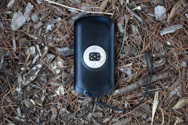 2022 Garmin Edge 1040 Solar rear