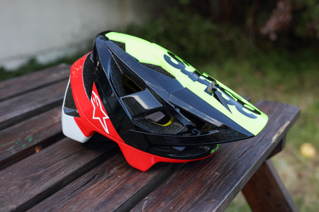 Alpinestars Vector Tech MIPS helmet