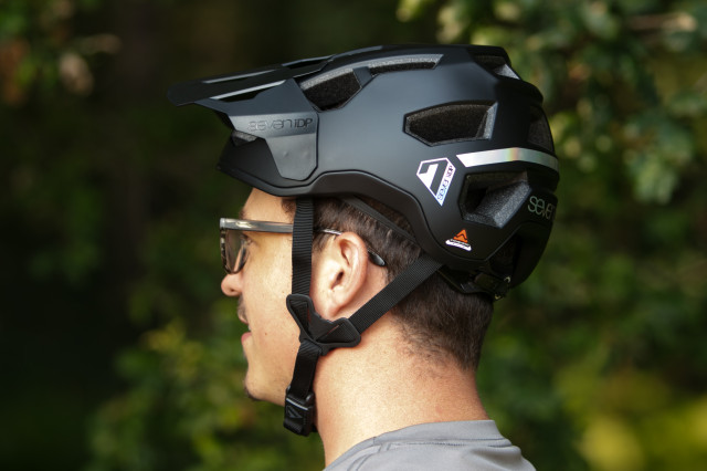 7iDP Project 21 Pro Trail helmet_4