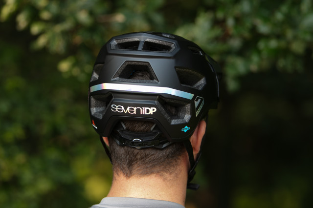 7iDP Project 21 Pro Trail helmet_3