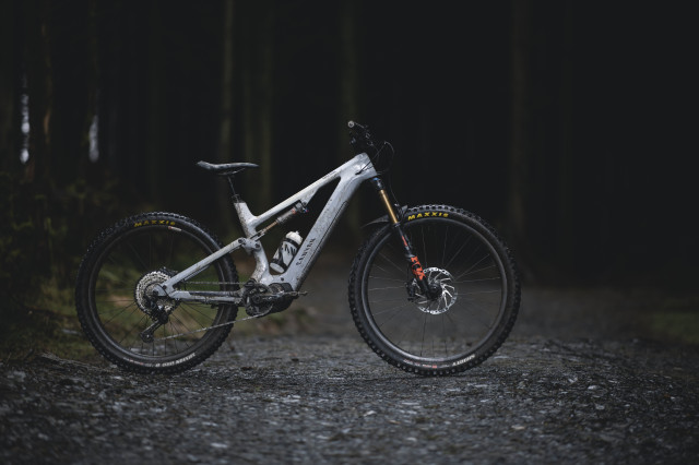 Canyon Spectral:ON 2020 hero