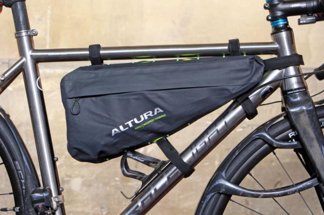 altura-vortex-waterproof-framepack.jpg