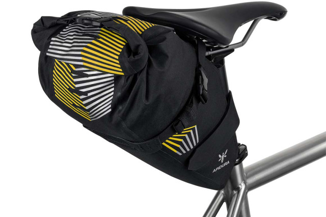 apidura-racing-saddle-pack-5l-on-bike-3.jpg