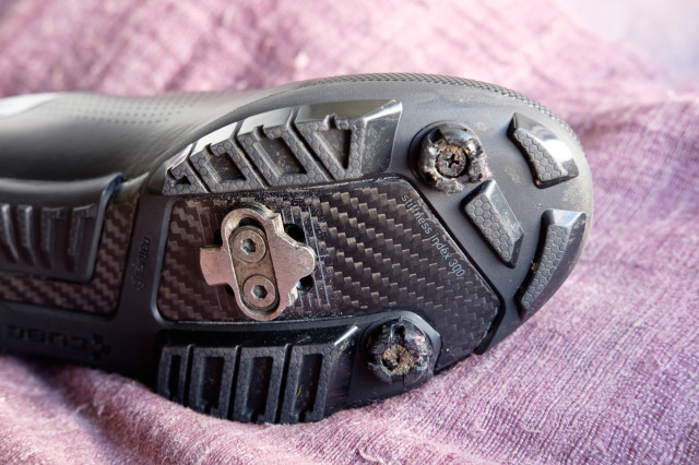 bljp-Cube-C62-Shoe-5.jpg