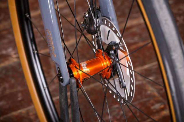 enigma-endeavour-front-hub.jpg
