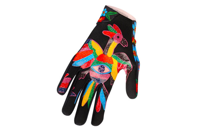 frida gloves.JPG