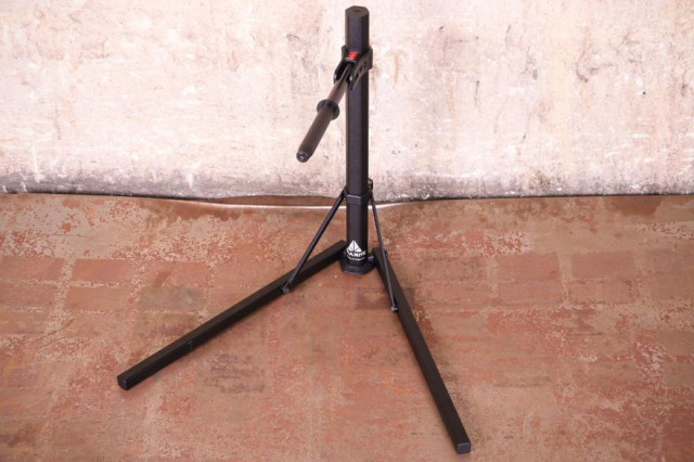 granite-hex-stand.jpg