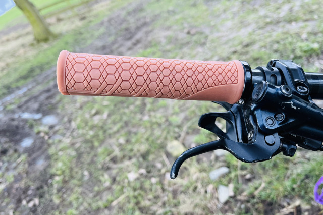 grip 3.jpg