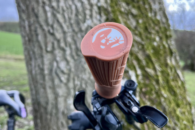 grip 4.jpg