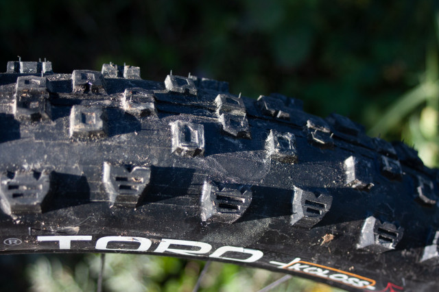 hutchinson-toro-koloss-tyre-review.jpg