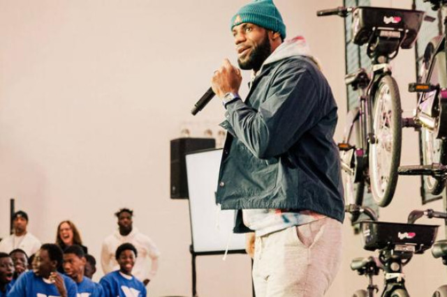 lebron-james-and-lyftup-picture-credit-lyft.jpg