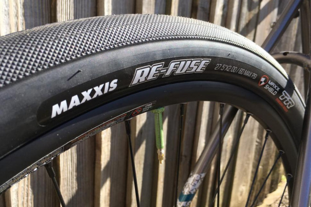 maxxis re-fuse tyre 1.jpg