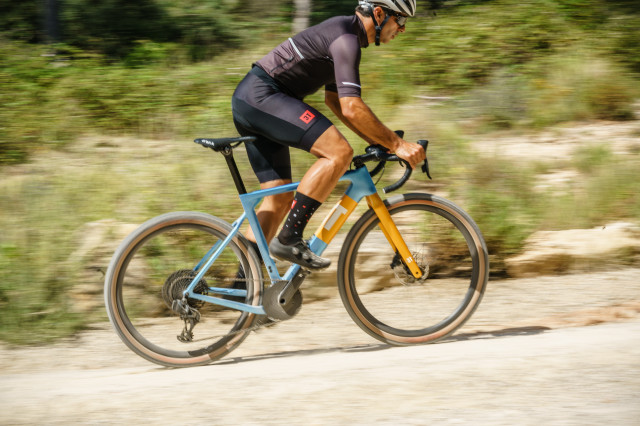 3T Exploro AXS 2