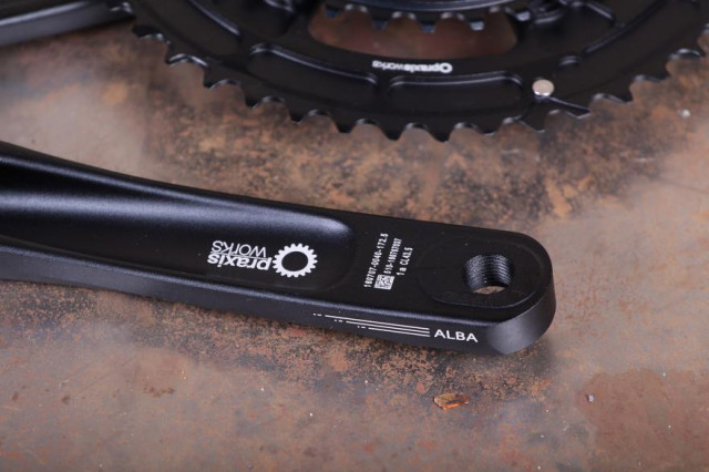 praxis-works-alba-m30-crank-detail.jpg