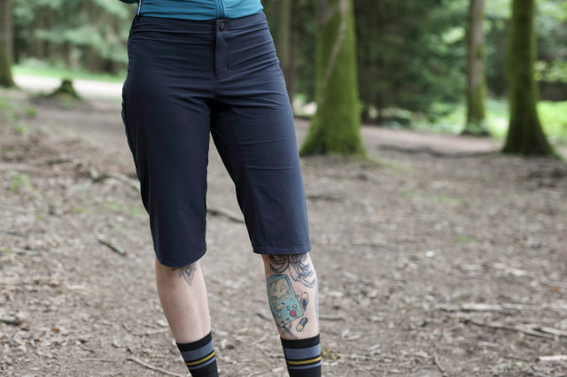 rapha womens trail shorts 2021.jpg