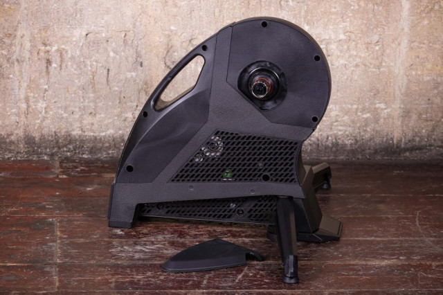 saris-h3-direct-drive-smart-trainer-side-1.jpg
