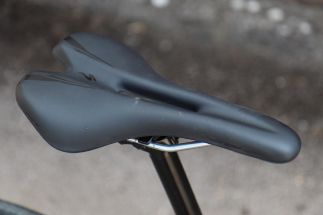 specializeddivergee5sport30.jpg