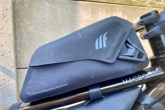tailfin top tube bag flip _1.jpg