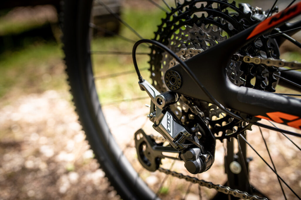 1 Shimano XTR M9100 header.jpg