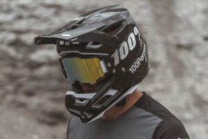 100percent aircraft 2 full face mountain bike helmet.jpg