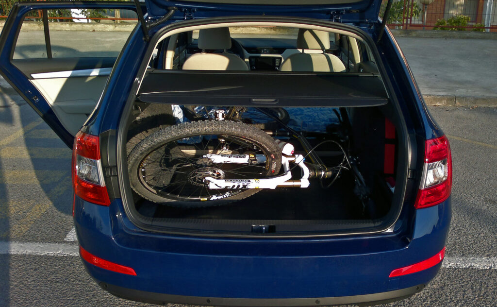 MTB in Skoda Combi