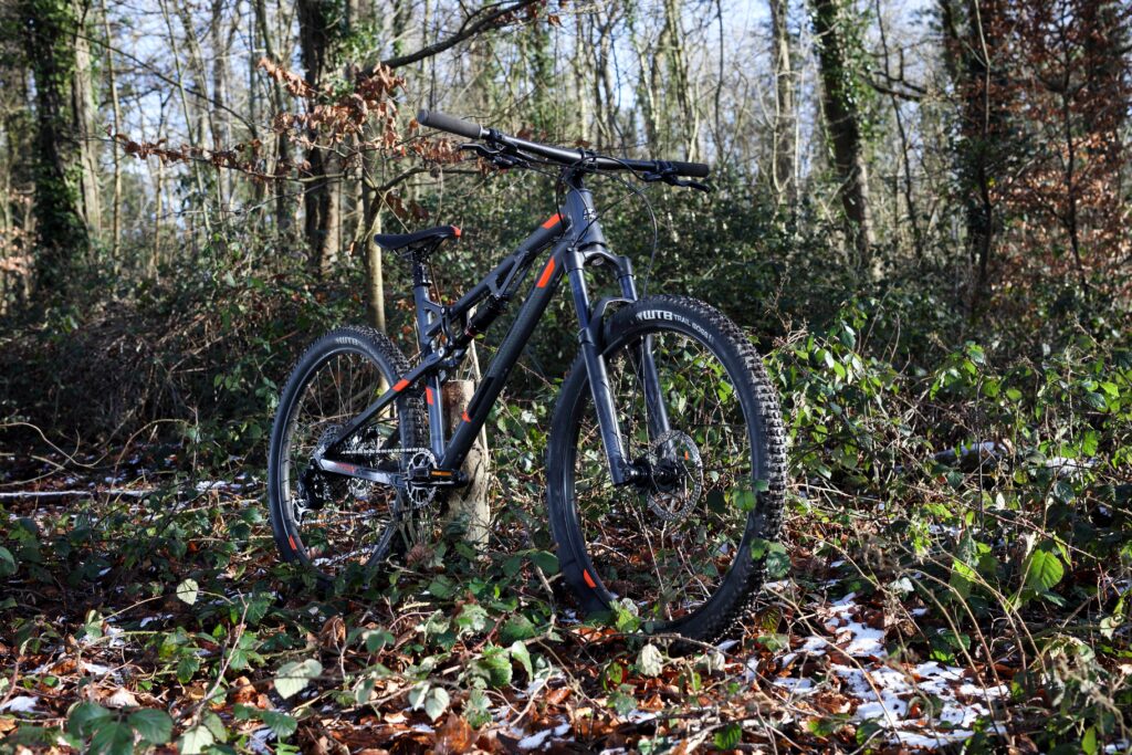 2020 Carrera Titan X hero 3q.jpg